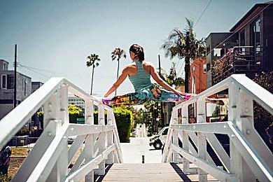 悉尼青年管弦乐团演奏主题曲庆祝《光环》20岁生日